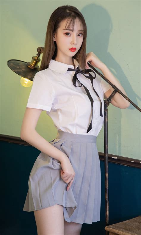 客服主管王小华